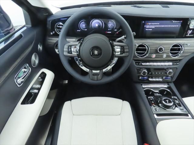 Thumbnail: 2026 Rolls-Royce Ghost - 10