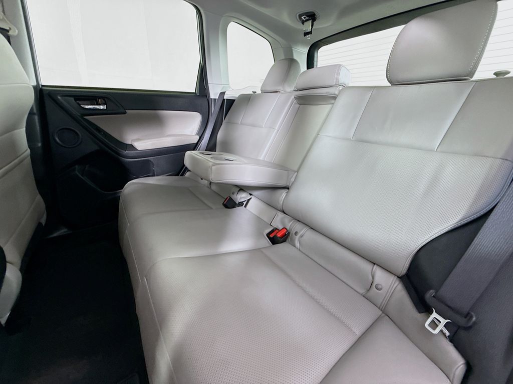 Thumbnail: 2016 Subaru Forester - 24