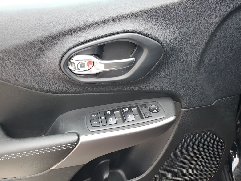 Used Car 2019 Jeep Cherokee  Latitude For Sale Under $12,000 In Austin, Texas