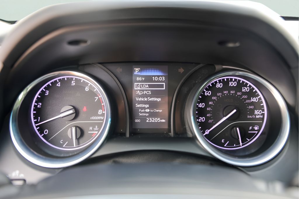 Used Car 2020 Toyota Camry  Se For Sale Under $25,000 In Austin, Texas