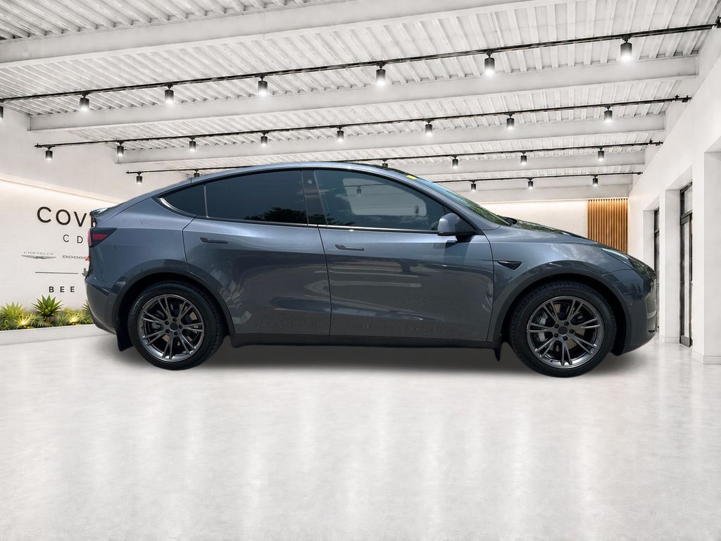 Used Car 2022 Tesla Model Y  Long Range For Sale Under $35,000 In Austin, Texas