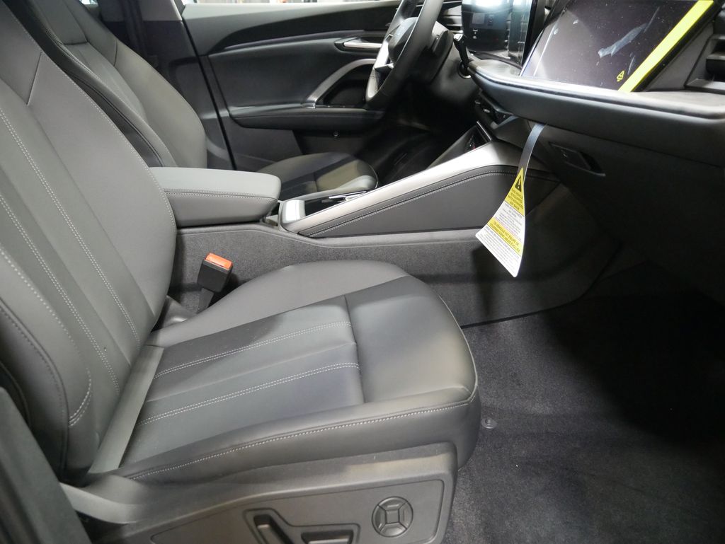 Thumbnail: 2026 Audi Q5 - 19