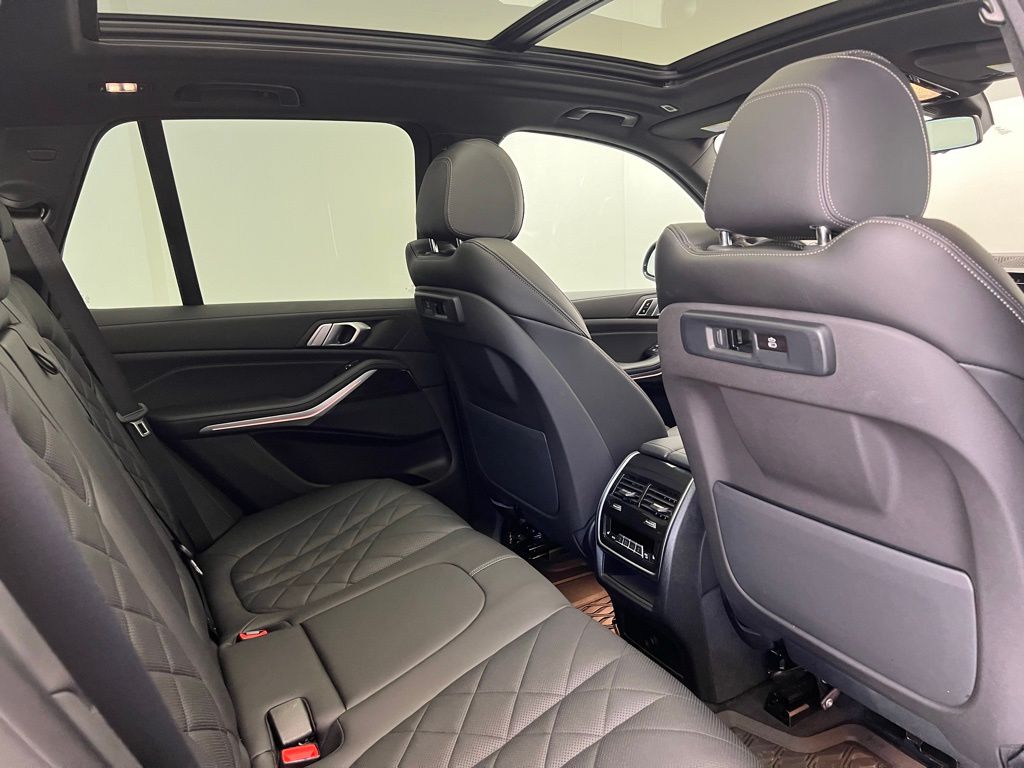 2023 BMW X5 xDrive40i 9