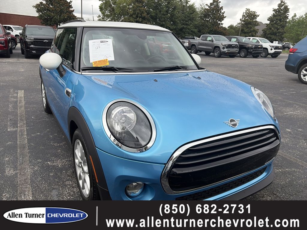 Electric Blue Metallic 2019 MINI Cooper Hatchback Front-Wheel Drive 6-Speed Automatic
