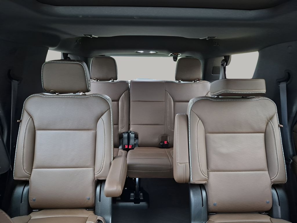 Used 2023 White Chevrolet High Country image 44