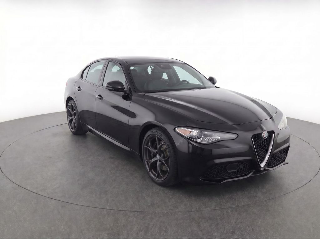 Thumbnail: 2018 Alfa Romeo Giulia - 2