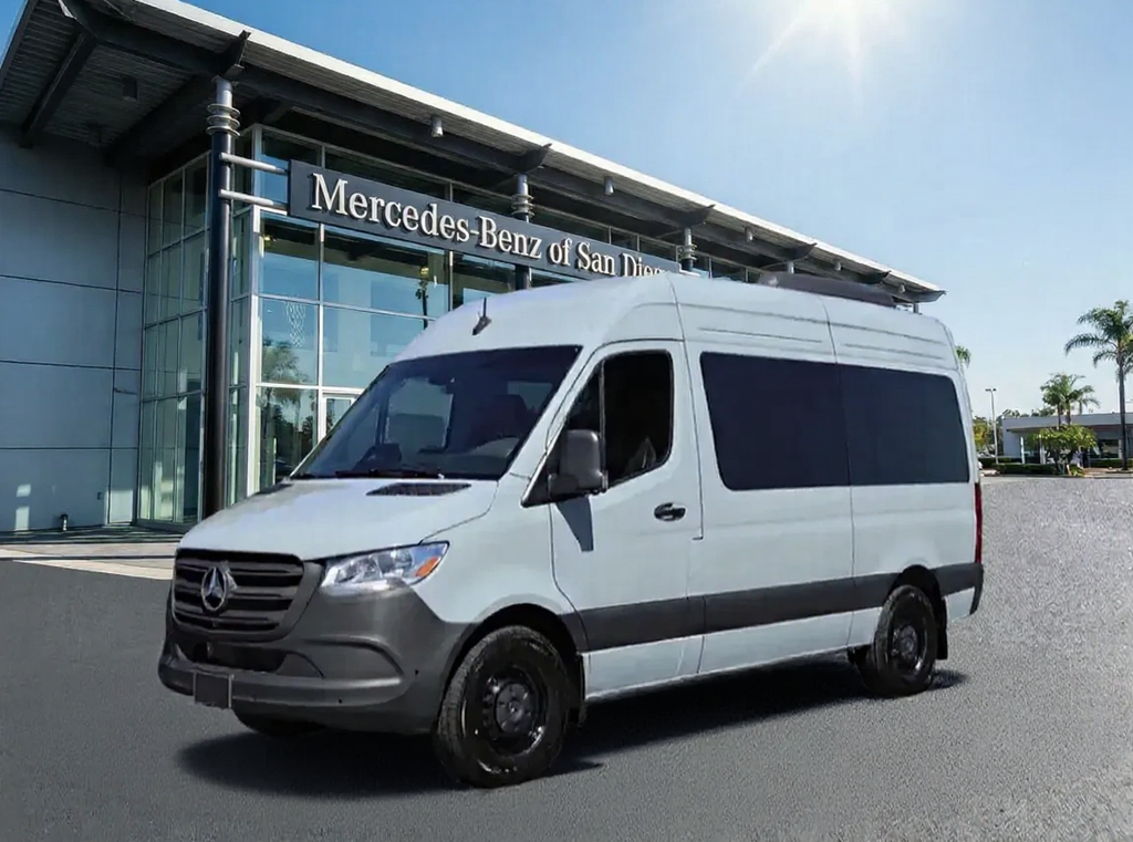 Thumbnail: 2025 Mercedes-Benz Sprinter - 1