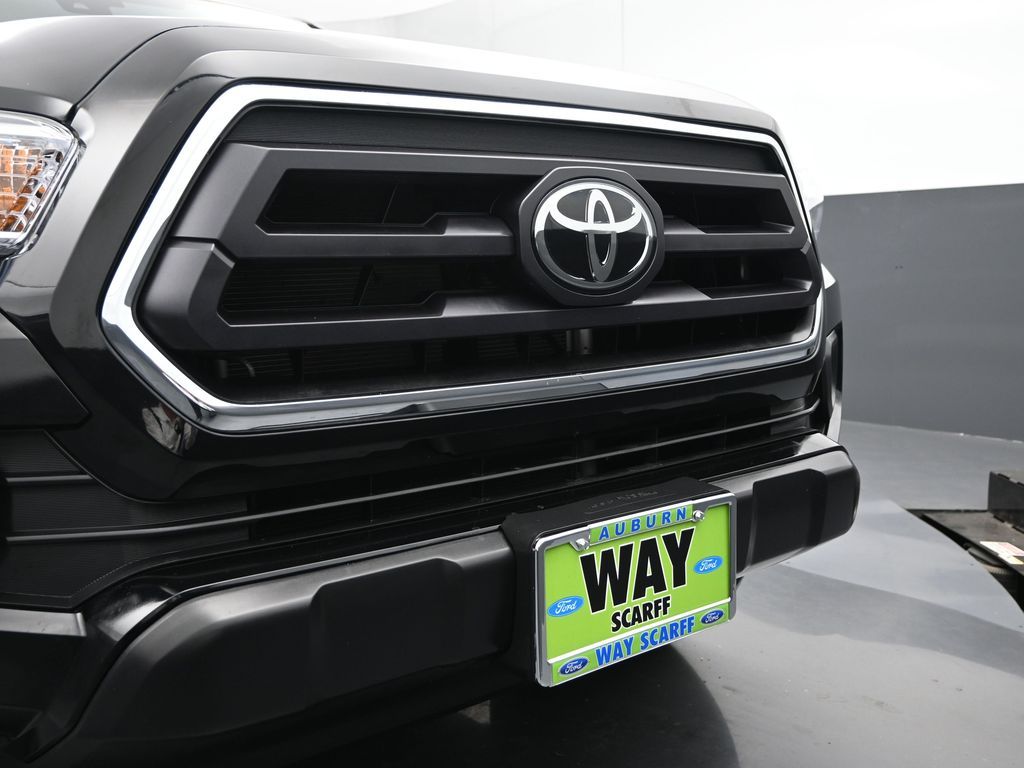 2022 Toyota Tacoma SR5 V6