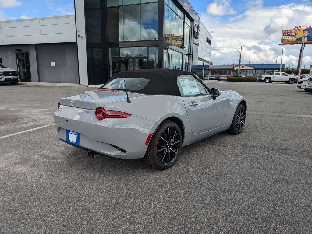 2026 Mazda MX-5 Miata Grand Touring