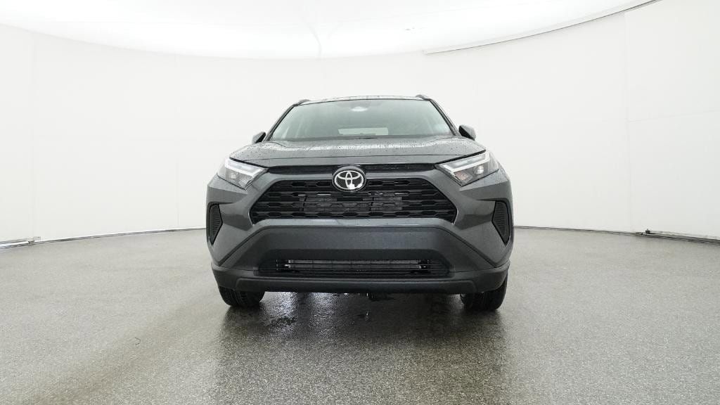 Thumbnail: 2025 Toyota RAV4 - 18