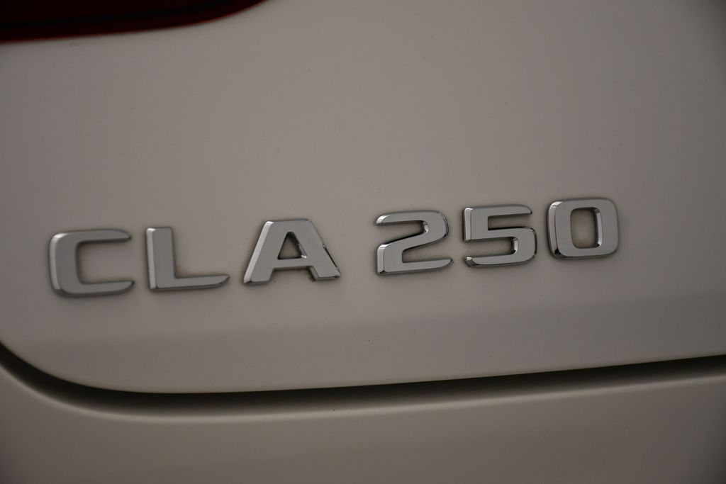 Thumbnail: 2023 Mercedes-Benz CLA - 9