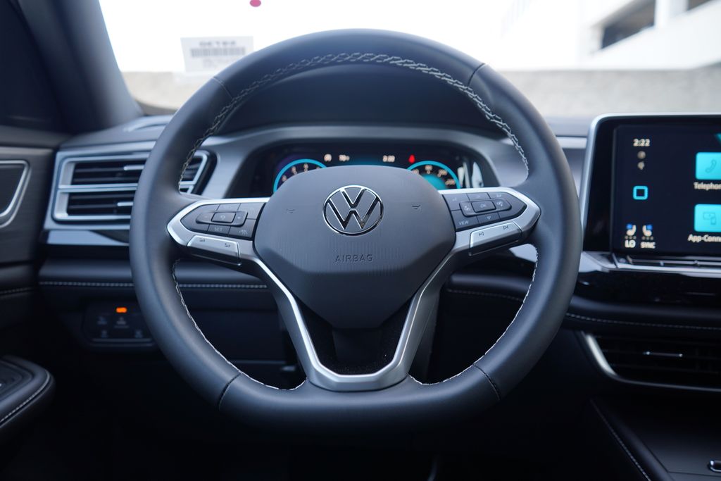 Thumbnail: 2025 Volkswagen Atlas - 13