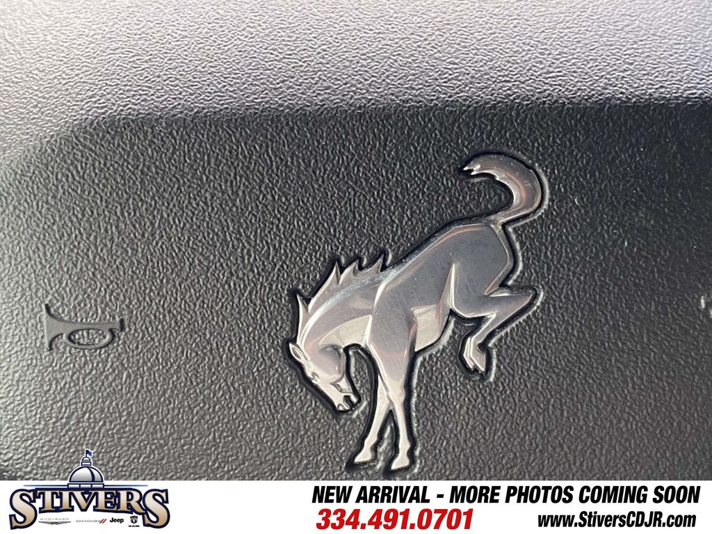 2022 Oxford White Ford Bronco Badlands 4X4 SUV