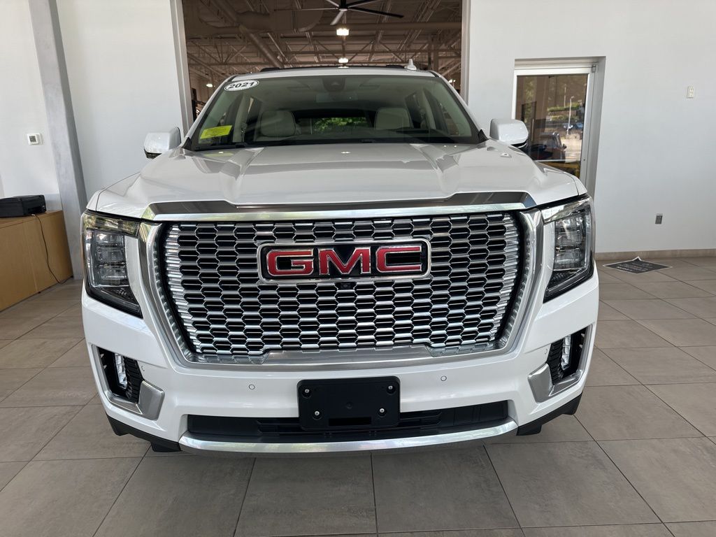 2021 GMC Yukon XL Denali 2