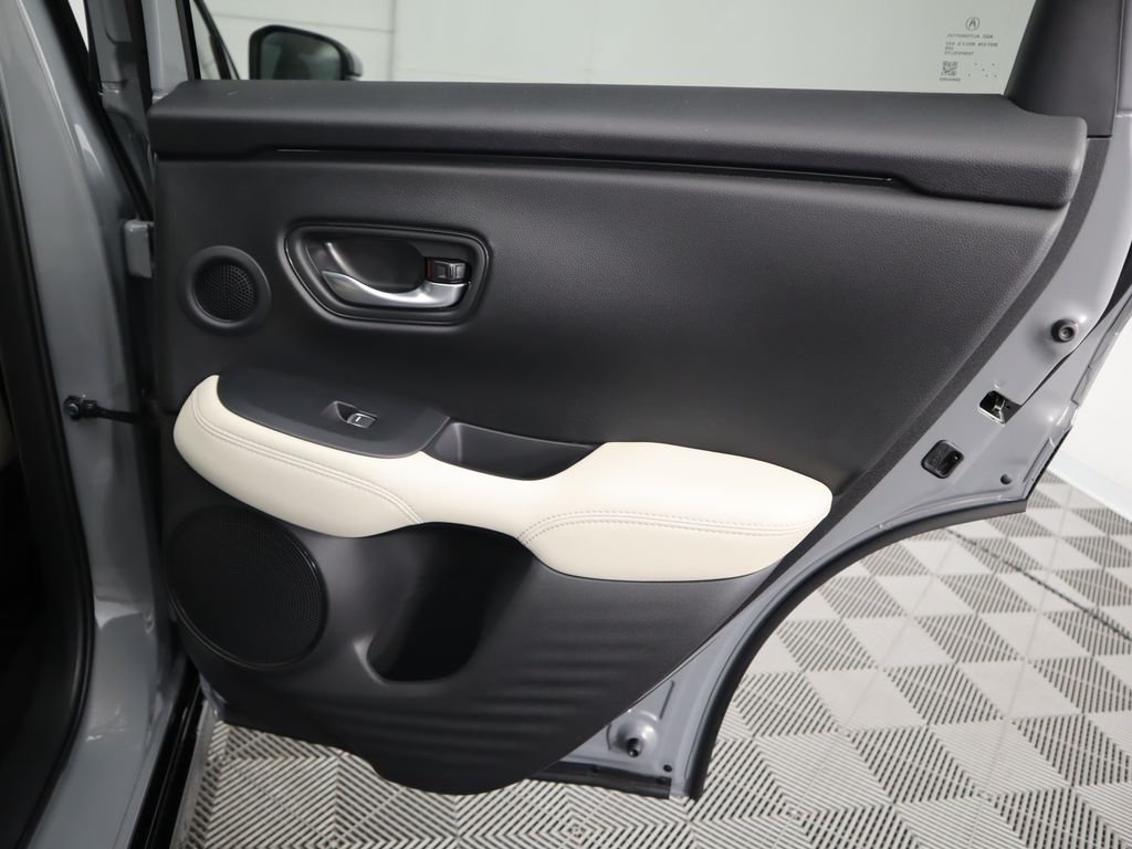 2025 Acura ADX A-SPEC 28