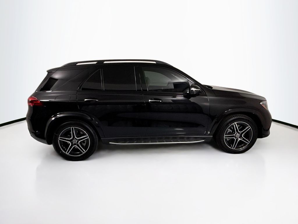 Thumbnail: 2026 Mercedes-Benz GLE - 4