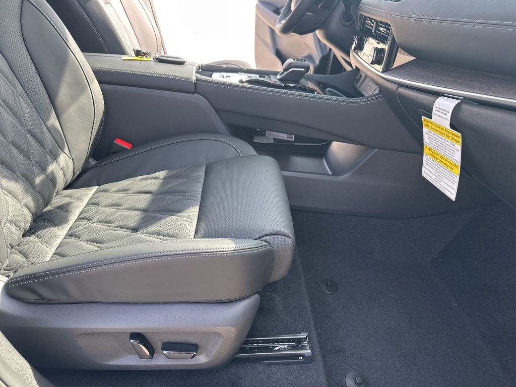 2025 Super Black Nissan Rogue Platinum FWD SUV