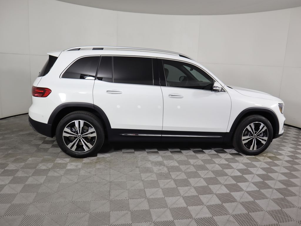 Thumbnail: 2026 Mercedes-Benz GLB - 4