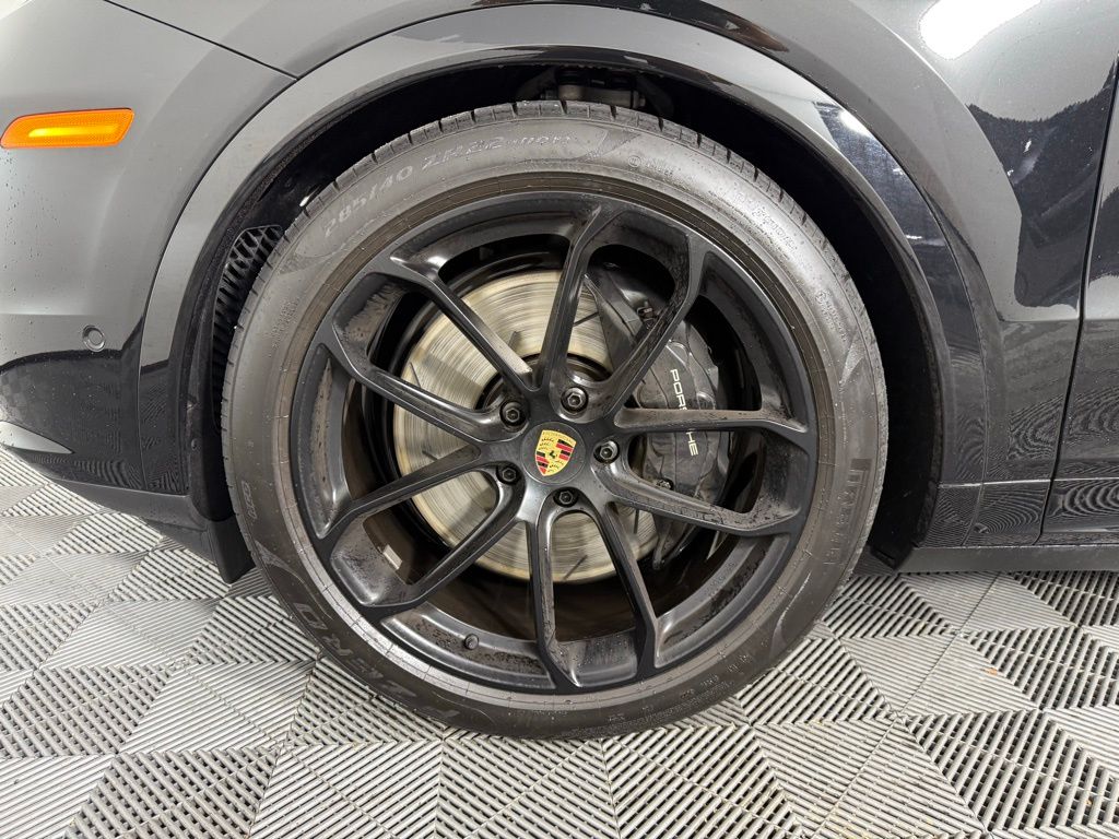Thumbnail: 2024 Porsche  - 9