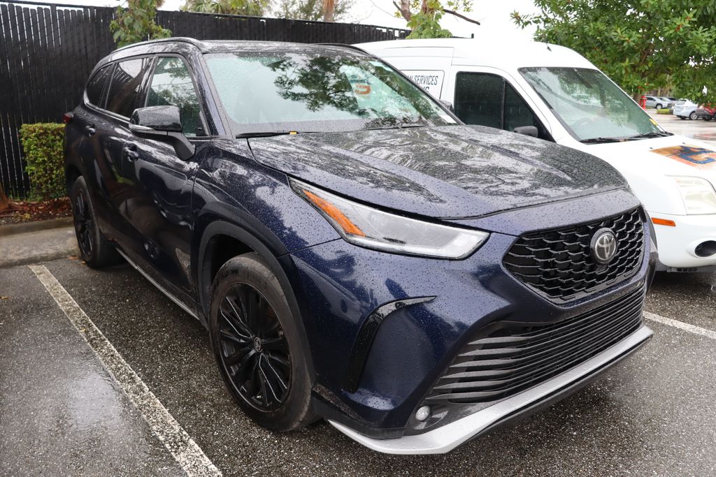 2024 Toyota Highlander XSE 6