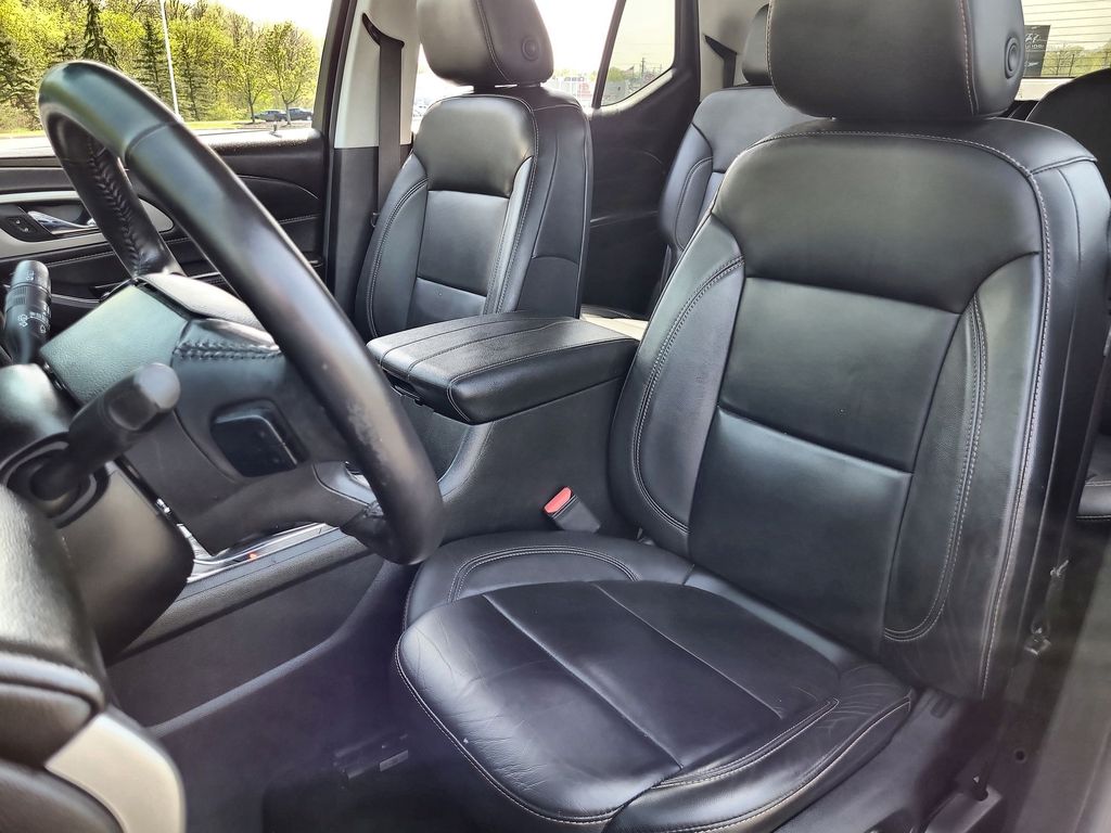 2018 Chevrolet Traverse LT 5