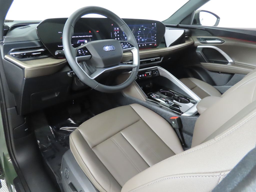 Thumbnail: 2025 Audi Q5 - 25