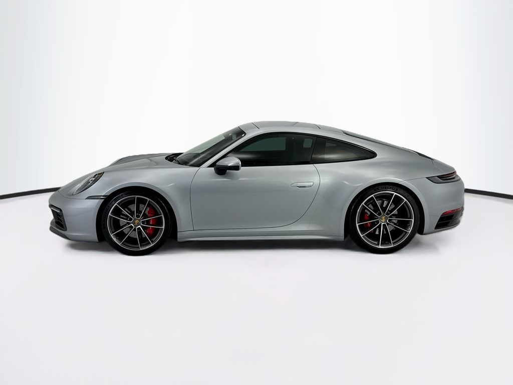 Thumbnail: 2020 Porsche 911 - 2