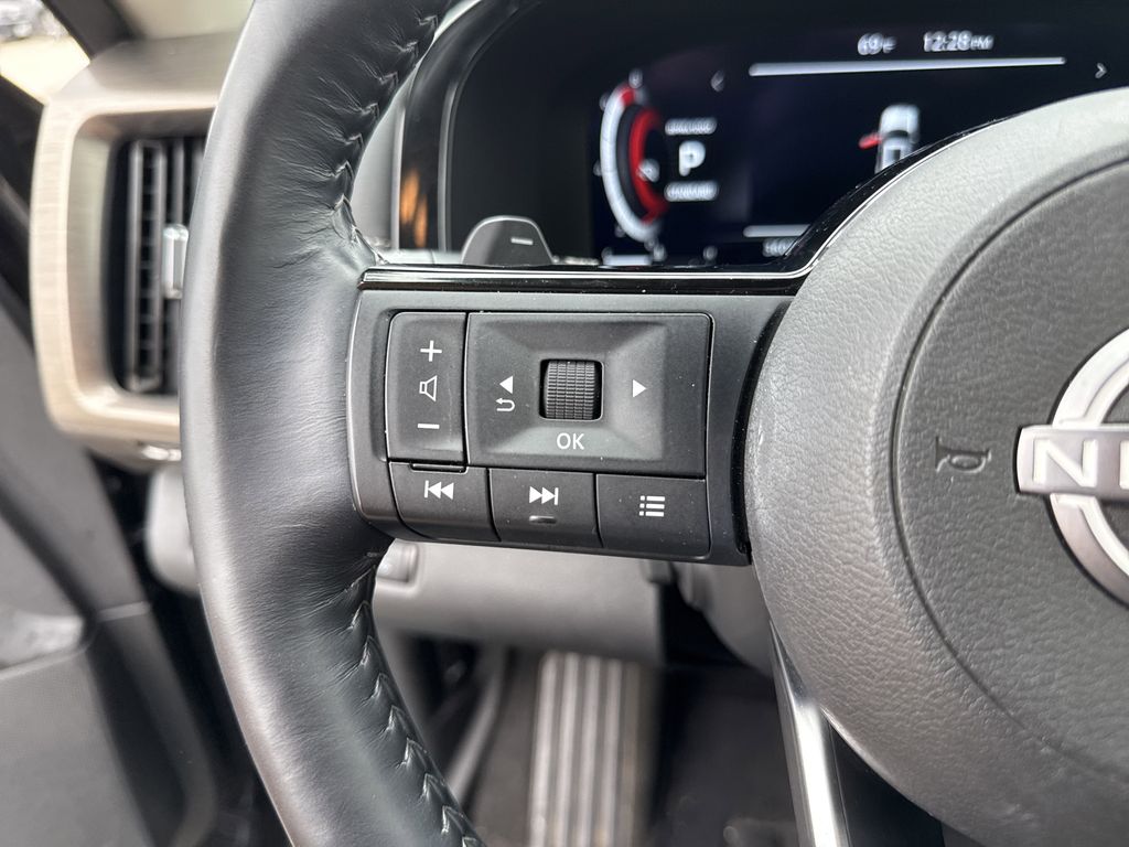 2024 Nissan Pathfinder Platinum Black at Central Houston Nissan