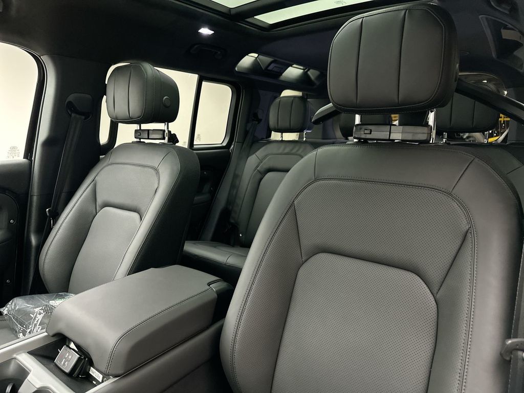 Thumbnail: 2026 Land Rover Defender - 14