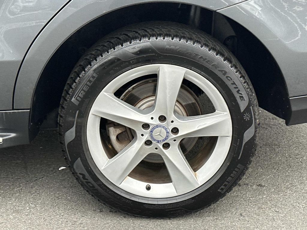 Thumbnail: 2017 Mercedes-Benz GLE - 15