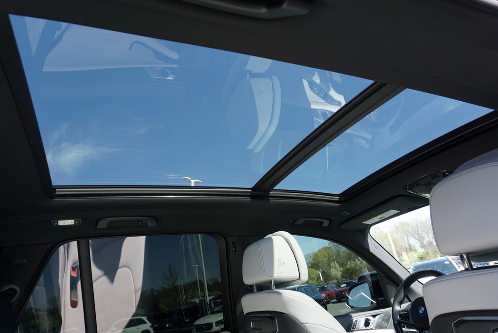 Thumbnail: 2024 BMW X5 - 26