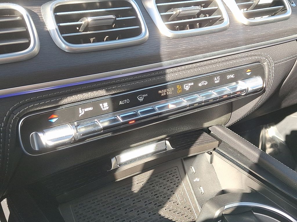 Thumbnail: 2024 Mercedes-Benz GLE - 16