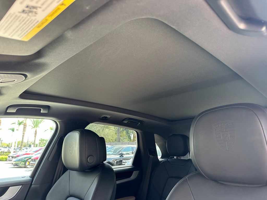 Thumbnail: 2024 Porsche Cayenne - 22