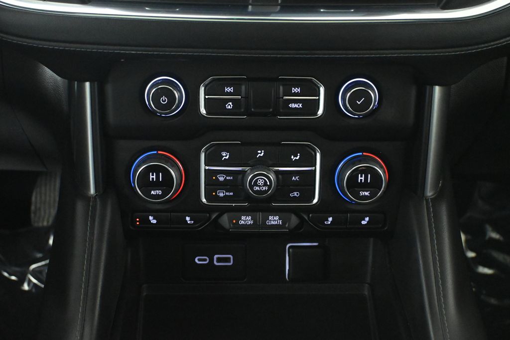 Thumbnail: 2022 Chevrolet Tahoe - 23