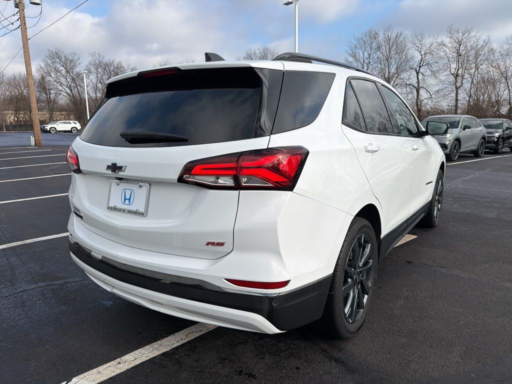 Thumbnail: 2023 Chevrolet Equinox - 5