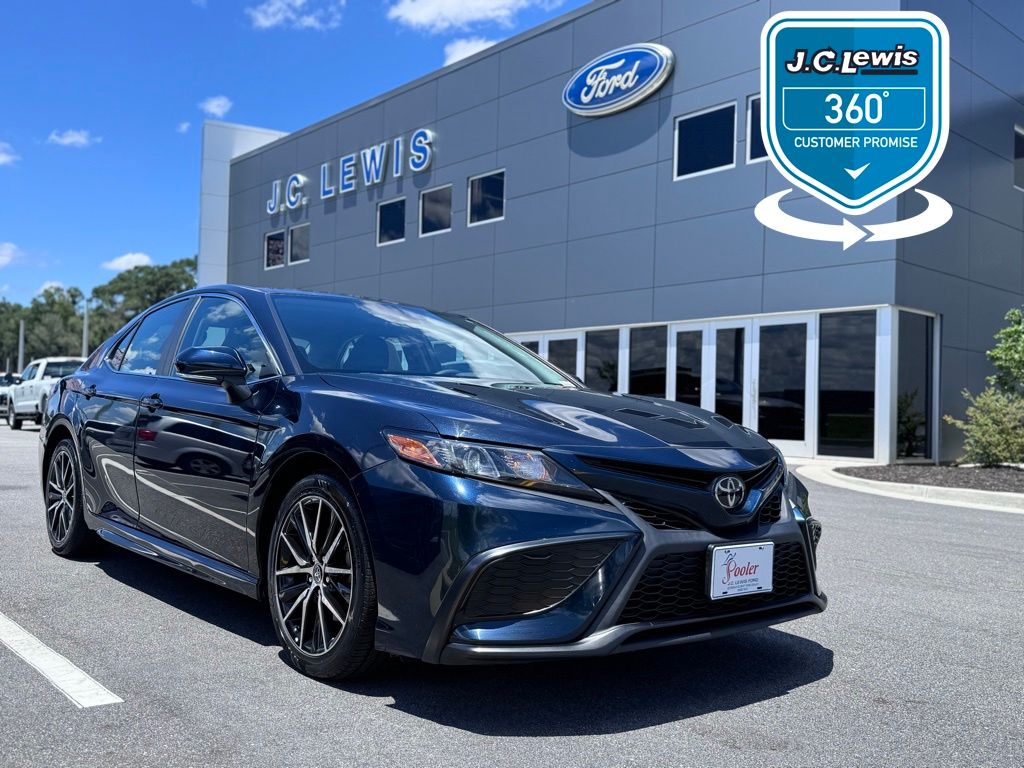 2021 Toyota Camry SE