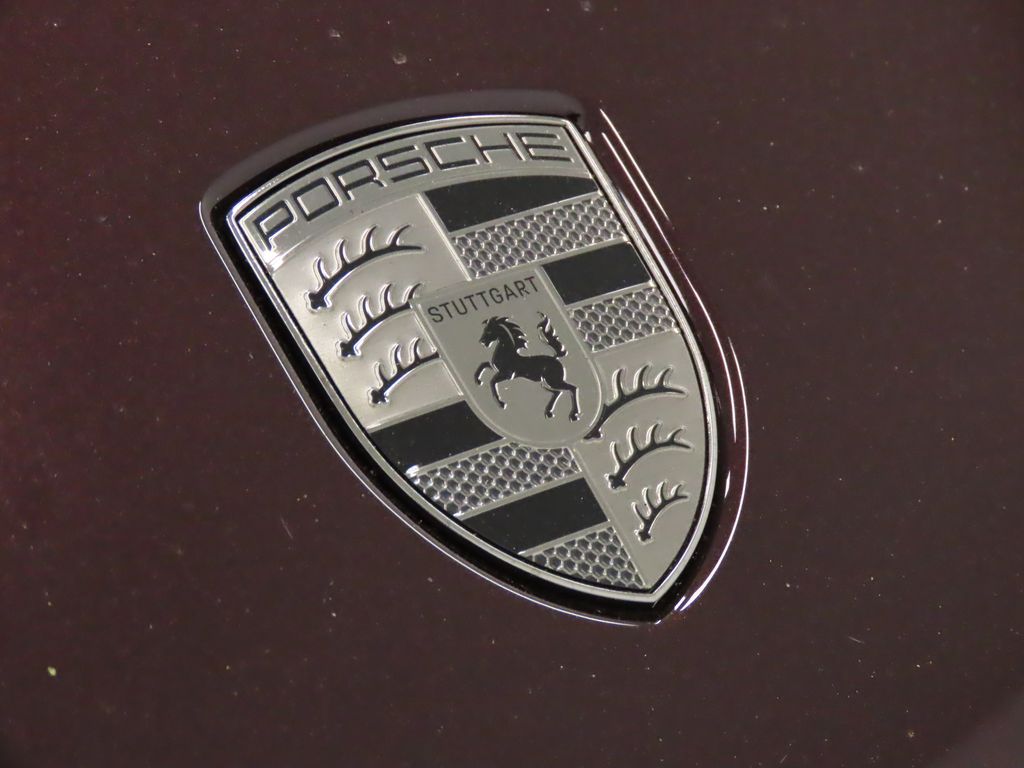 Thumbnail: 2024 Porsche Macan - 14