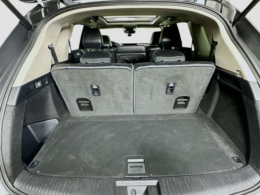 used 2023 Acura MDX car, priced at $39,499