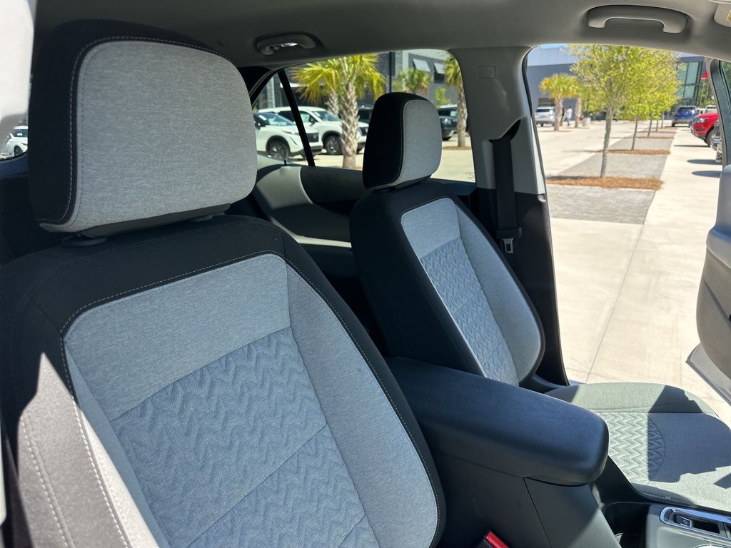 2024 Sterling Gray Metallic Chevrolet Equinox LT FWD SUV
