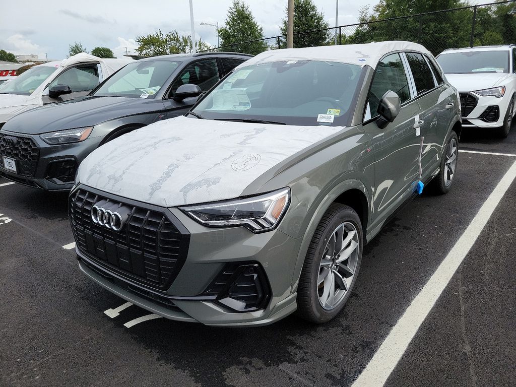 2024 Audi Q3  -
                Vienna, VA