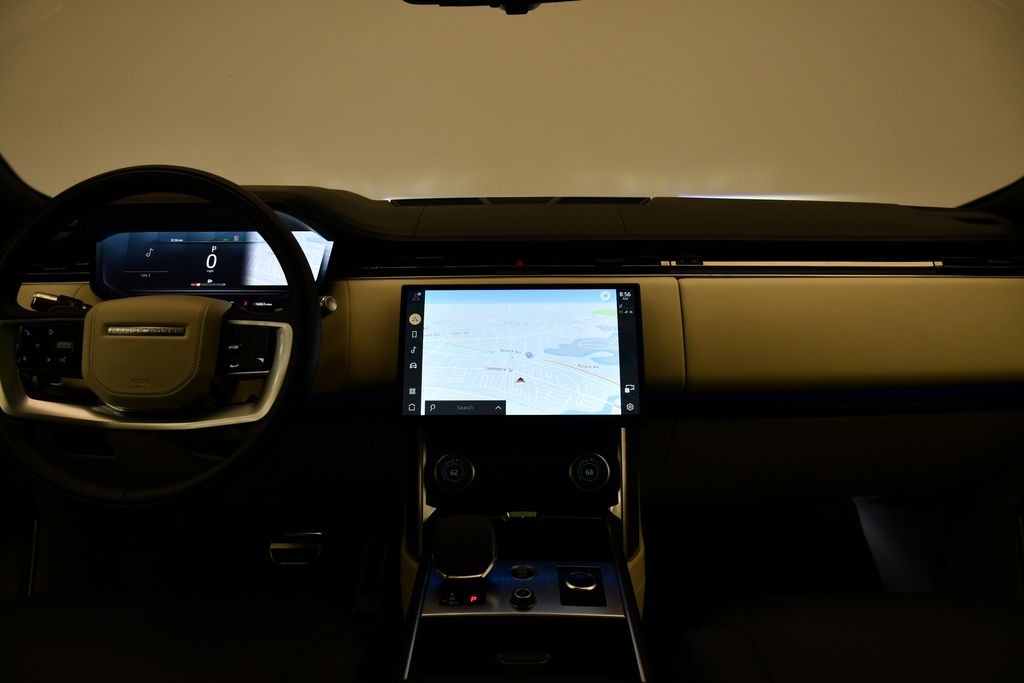 Thumbnail: 2022 Land Rover Range Rover - 18