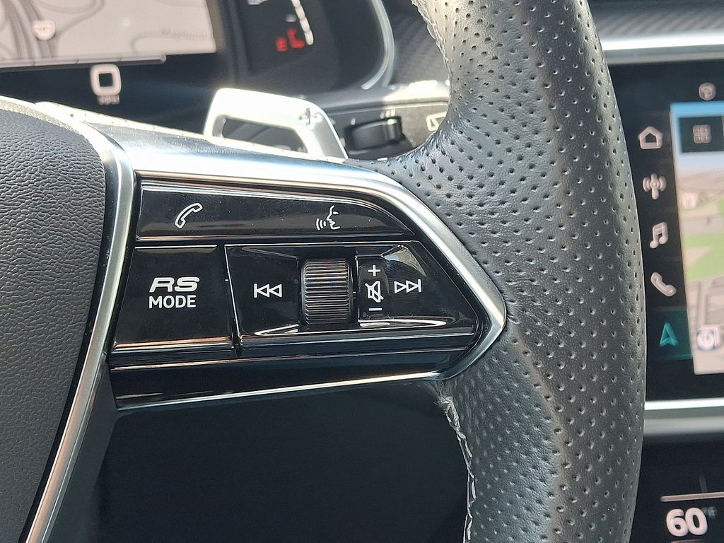 Thumbnail: 2021 Audi RS 6 - 23