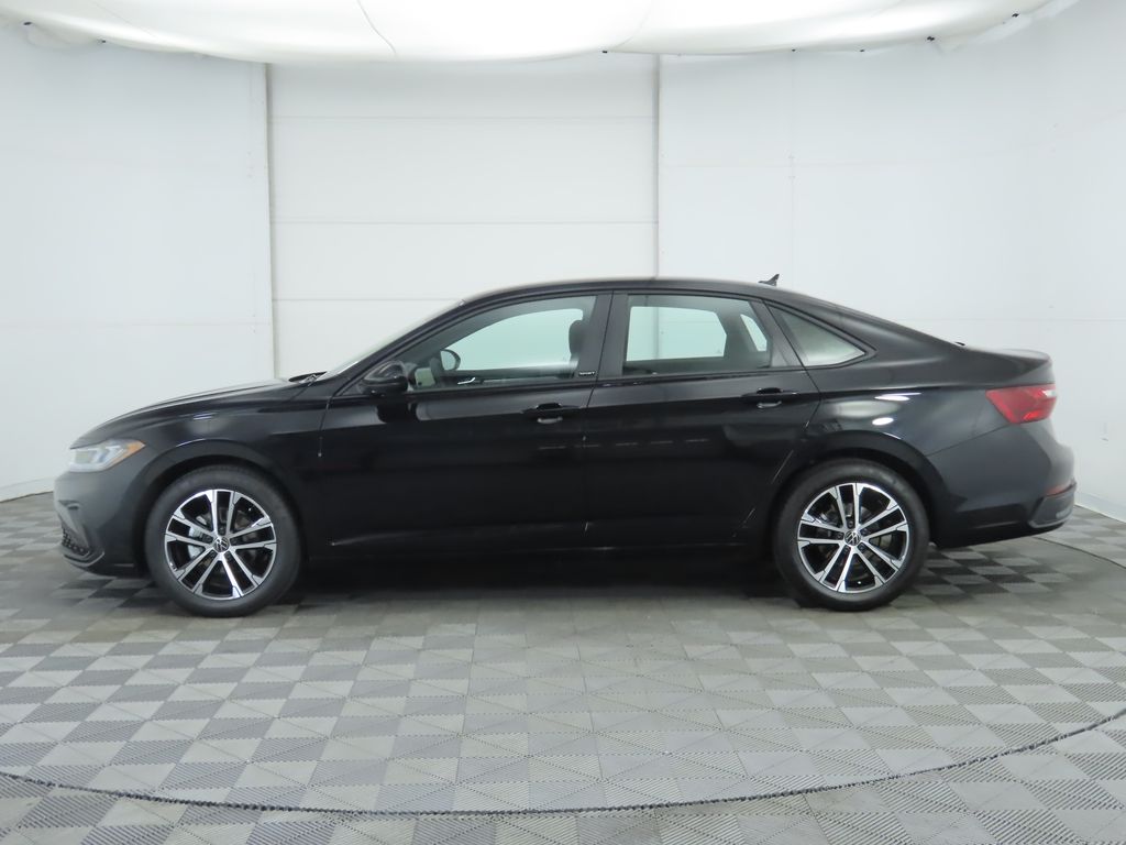 Thumbnail: 2025 Volkswagen Jetta - 8