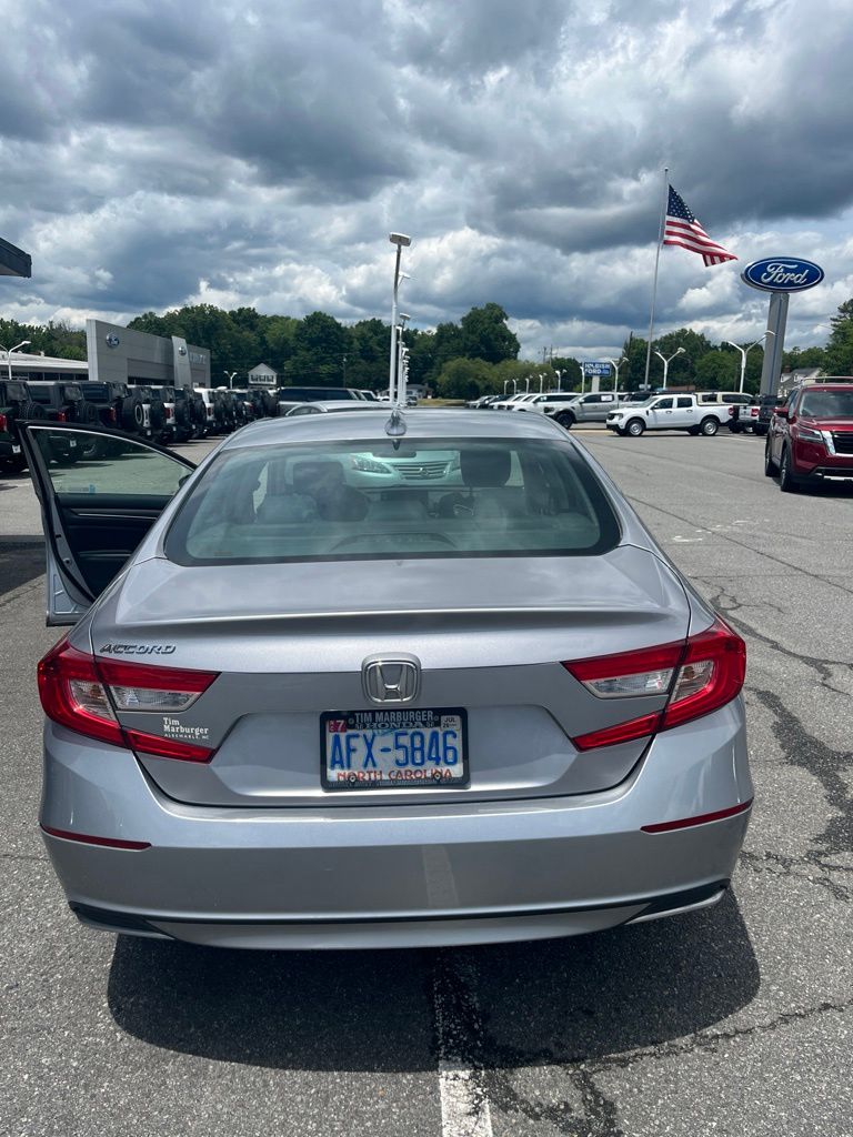 Used 2019 Silver Honda LX image 7