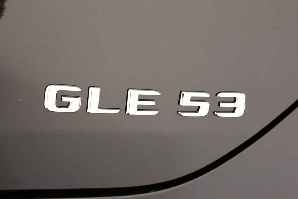 Thumbnail: 2026 Mercedes-Benz GLE - 10