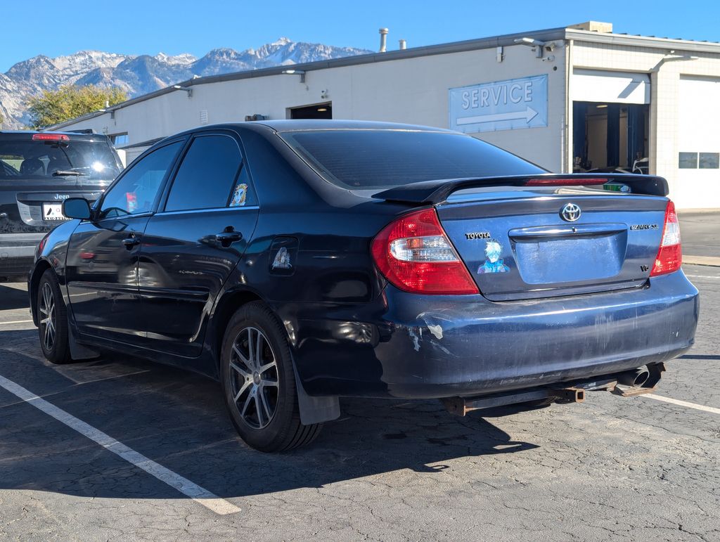 2002 Toyota Camry SE 8