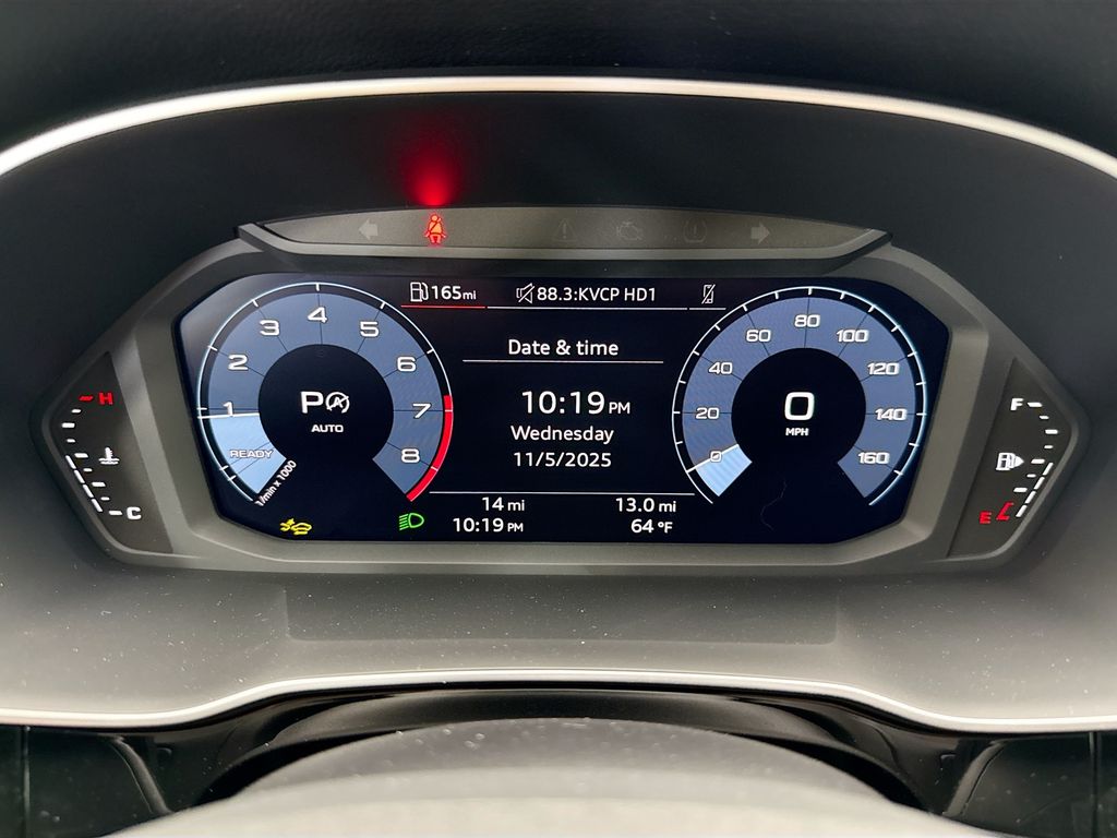 Thumbnail: 2025 Audi Q3 - 32