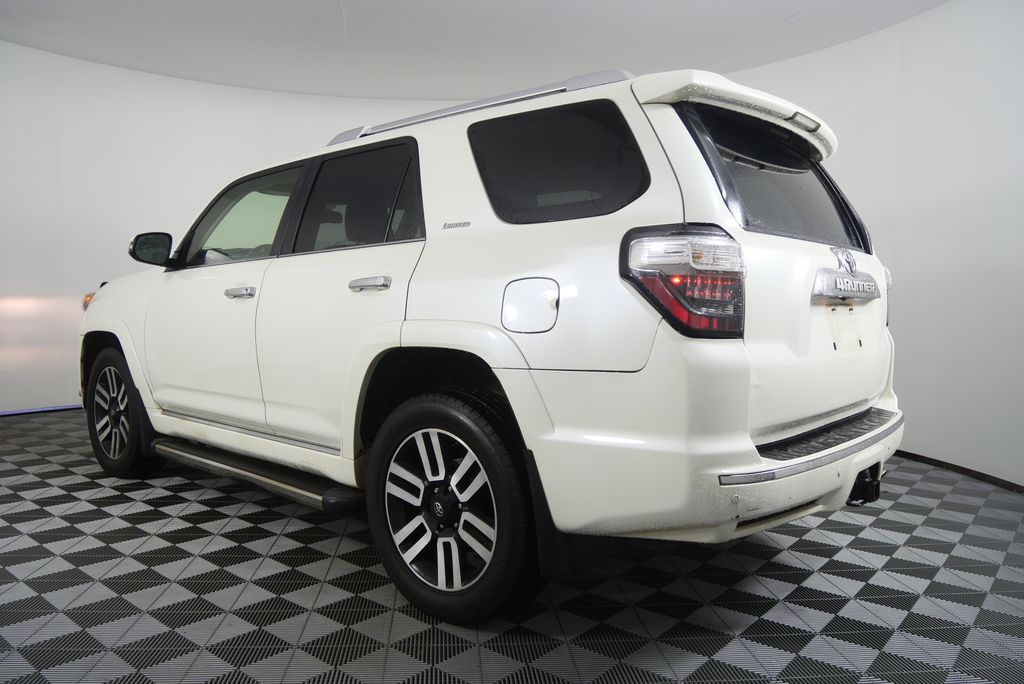 Thumbnail: 2016 Toyota 4Runner - 5