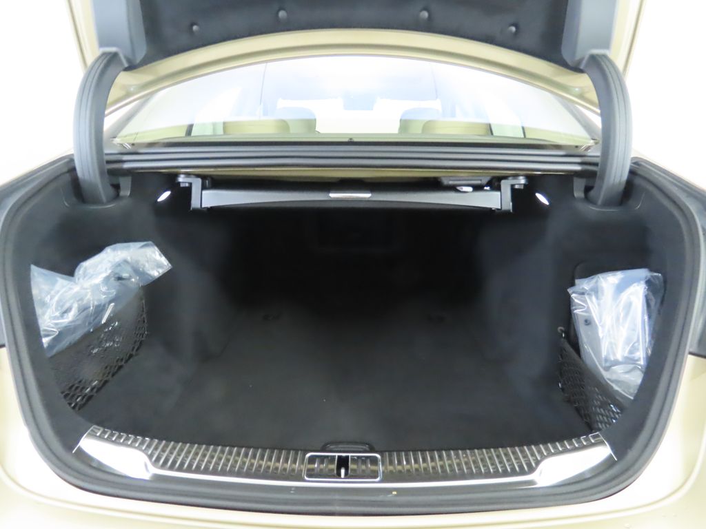 Thumbnail: 2026 Mercedes-Benz S-Class - 30