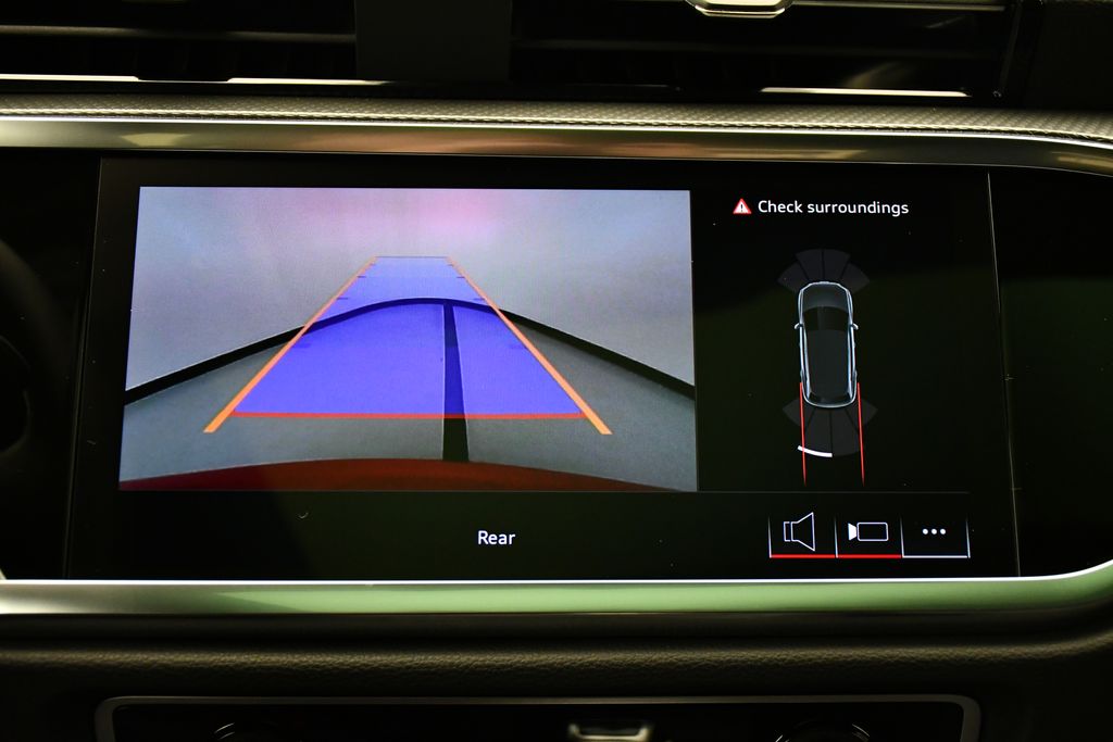 2025 Audi Q3  27